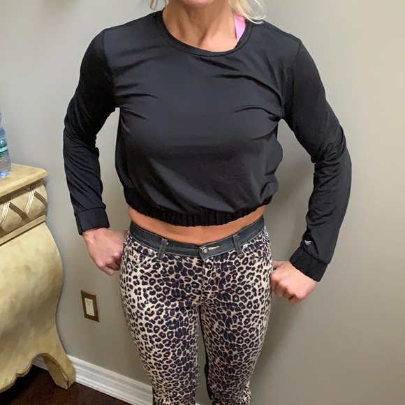 Forever 21 black top US medium - Picture 2 of 3